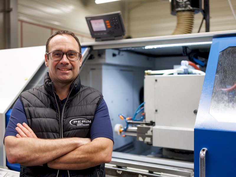 Expert régleur en rectification cylindrique chez PEPIN